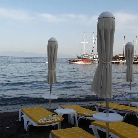 Yahsi Beach Отель Бодрум
